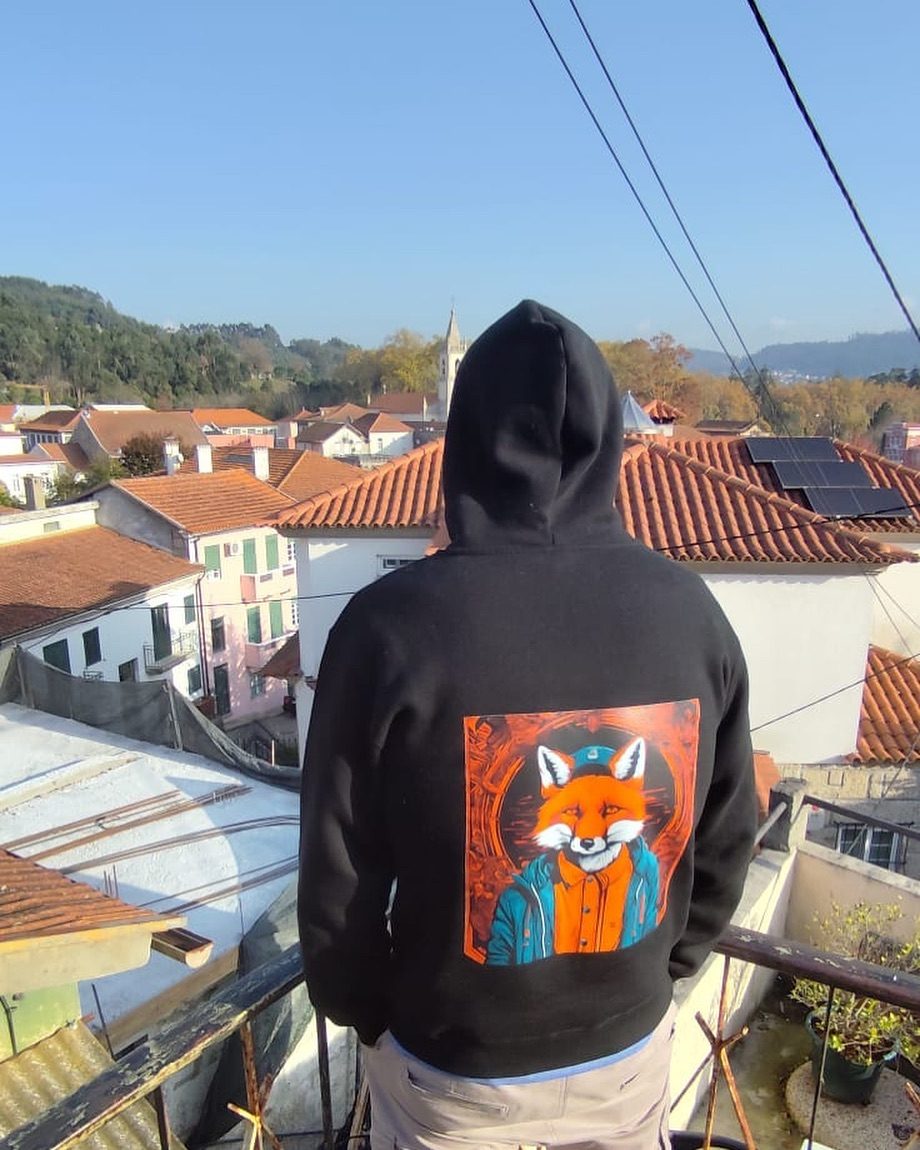 Hoodie com estampagem DTF — trabalho da ArtStampCreations